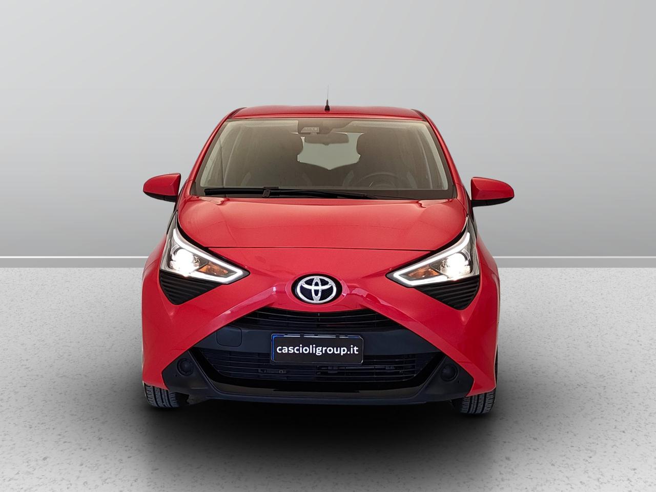 TOYOTA Aygo II 2018 5p - Aygo 5p 1.0 x-play 72cv