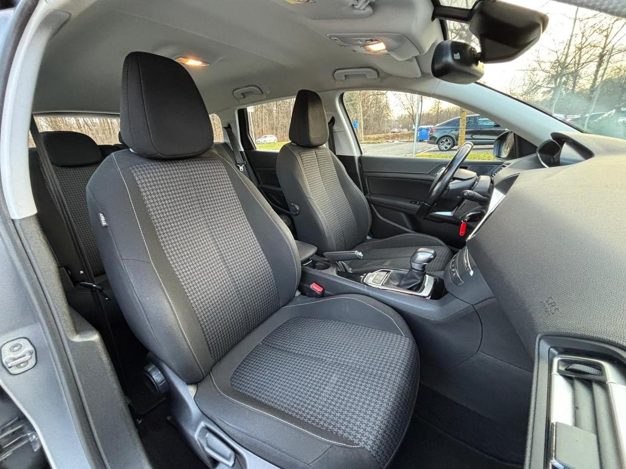 Peugeot 308 BlueHDi 120 S&S EAT6 SW Business