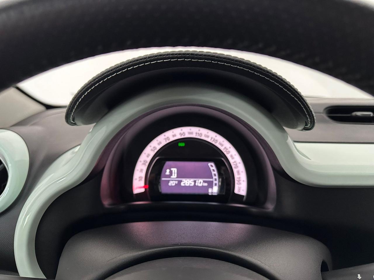 RENAULT TWINGO LA PARISIENNE 90 CV AUTOMATICA