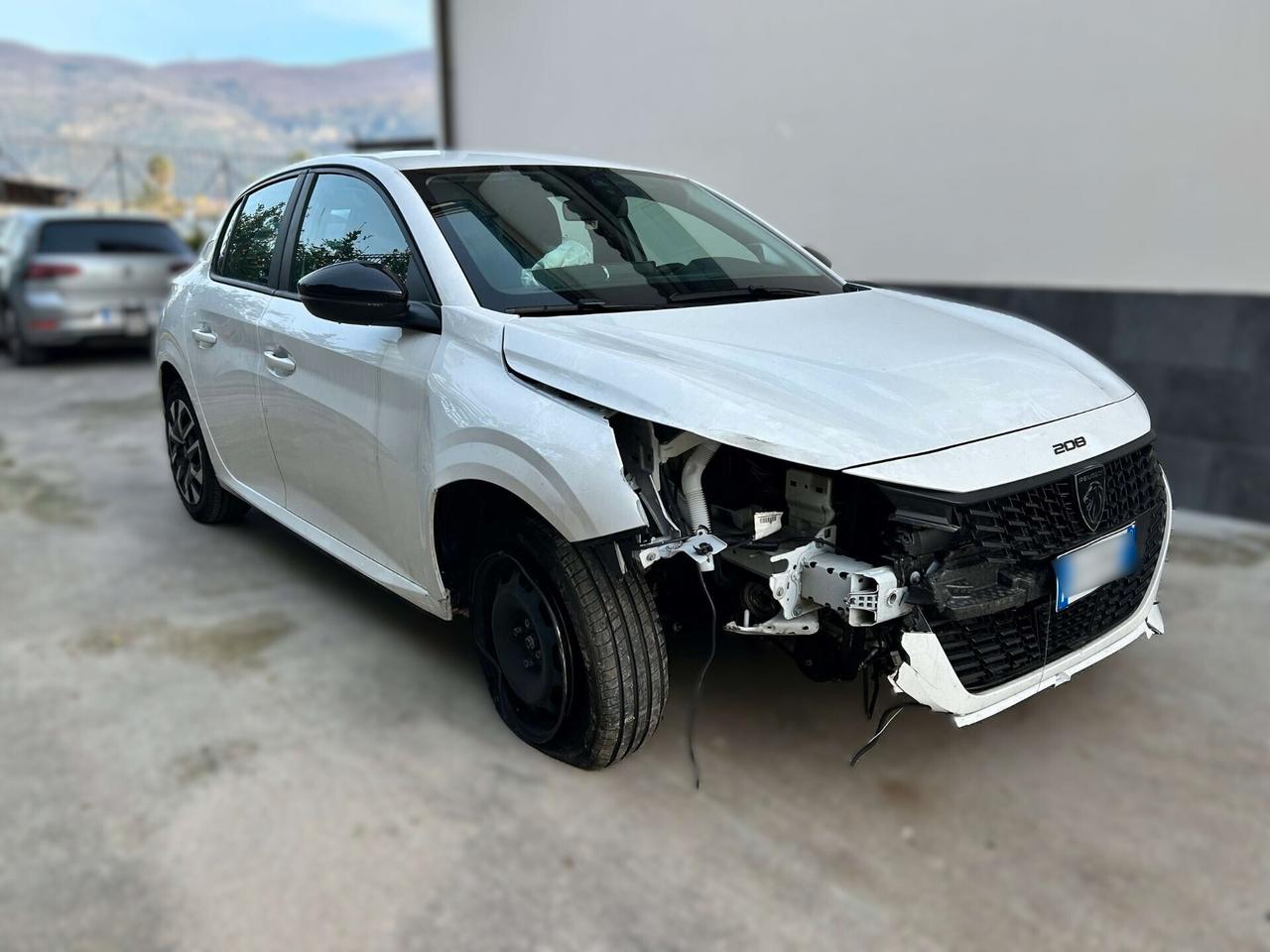 Peugeot 208 1.2 Benzina 75CV - 2025 Incidentata