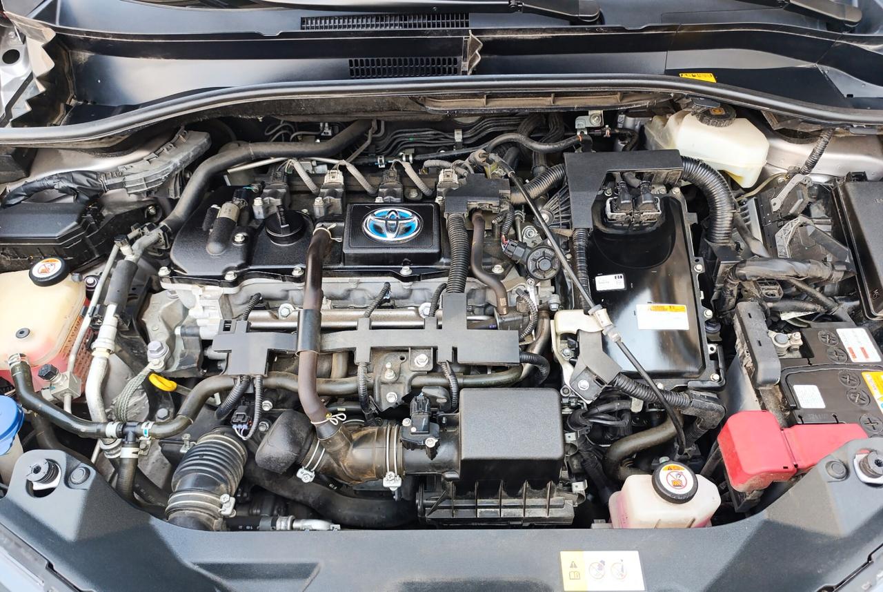 Toyota C-HR 1.8 Hybrid E-CVT Active