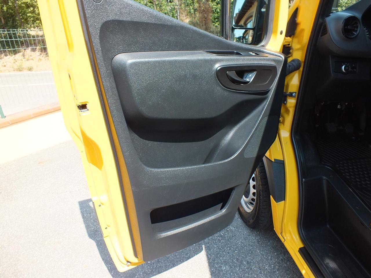 MERCEDES SPRINTER TETTO ALTO PASSO MEDIO