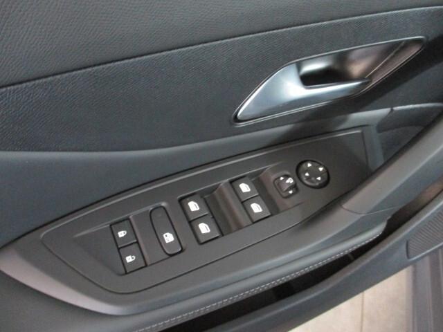 Peugeot 308 BlueHDi 130 S&S EAT8 Allure