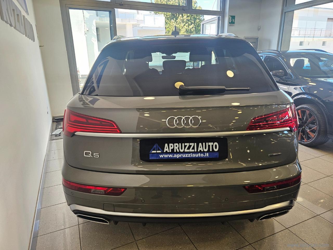 AUDI Q5 40 TDI 204CV qu. S tr. S line