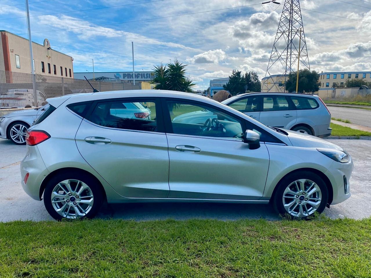 Ford Fiesta 1.0 Ecoboost Hybrid 125 cv. Titanium