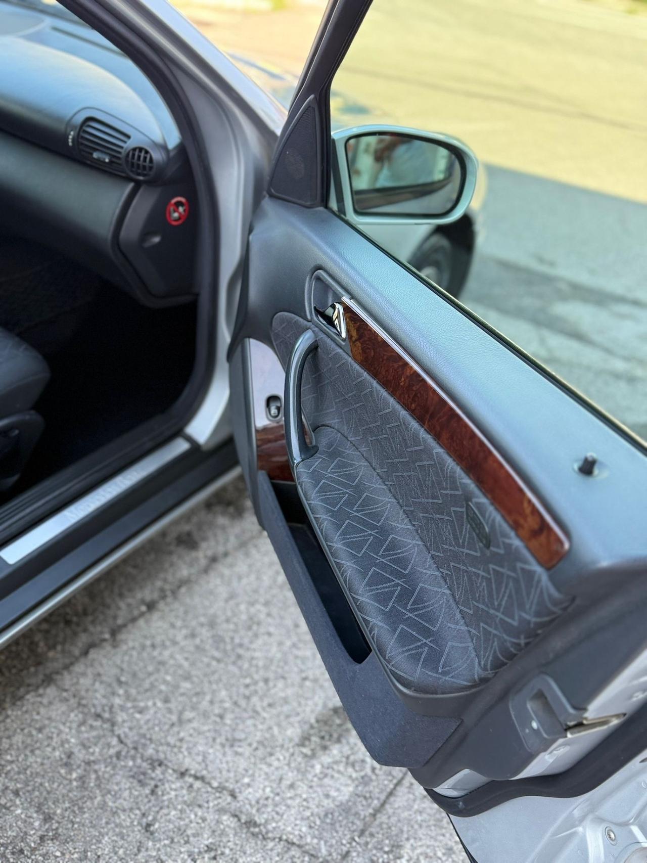Mercedes-benz C 220 CDI cat Elegance