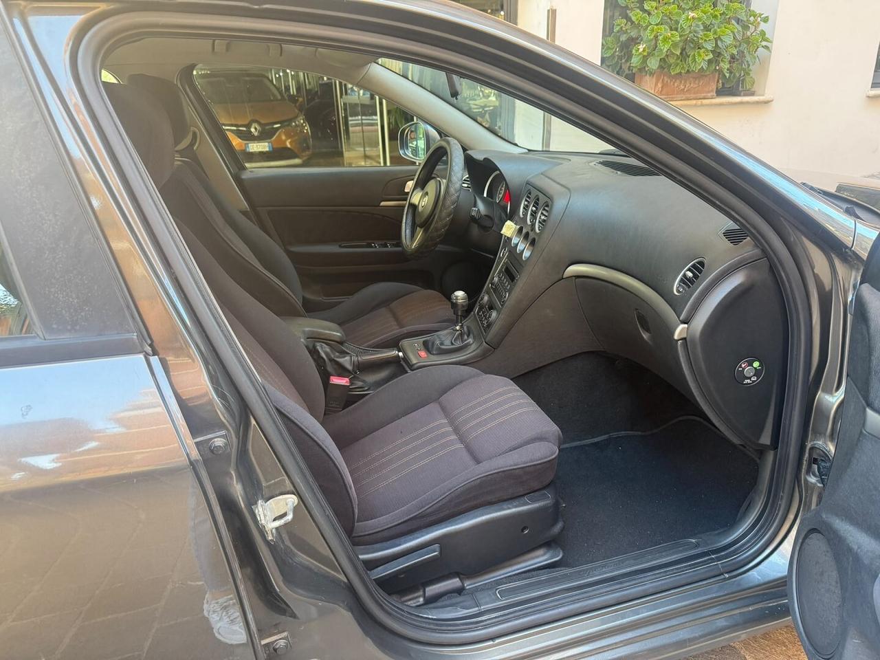 ALFA ROMEO 150 1.9 JTDm 16V Distinctive