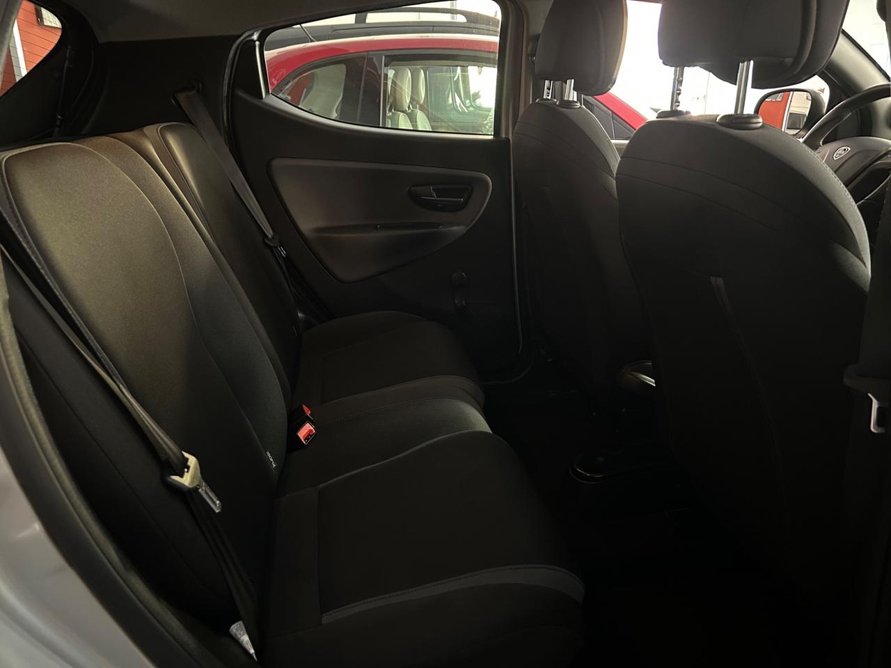 Lancia Ypsilon 0.9 B/M TwinAir Ecochic
