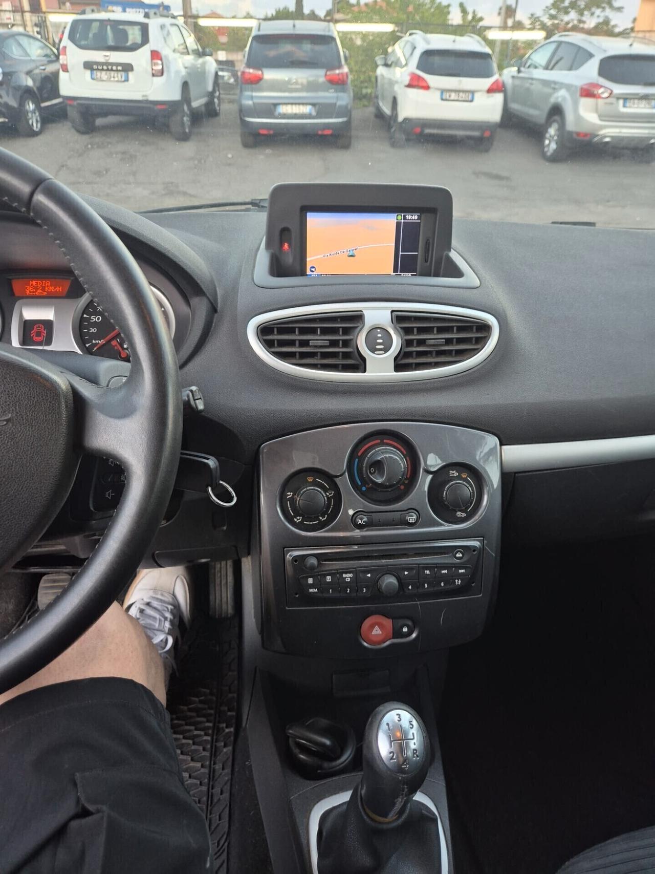 Renault Clio 1.2 69 cv GPL yahoo