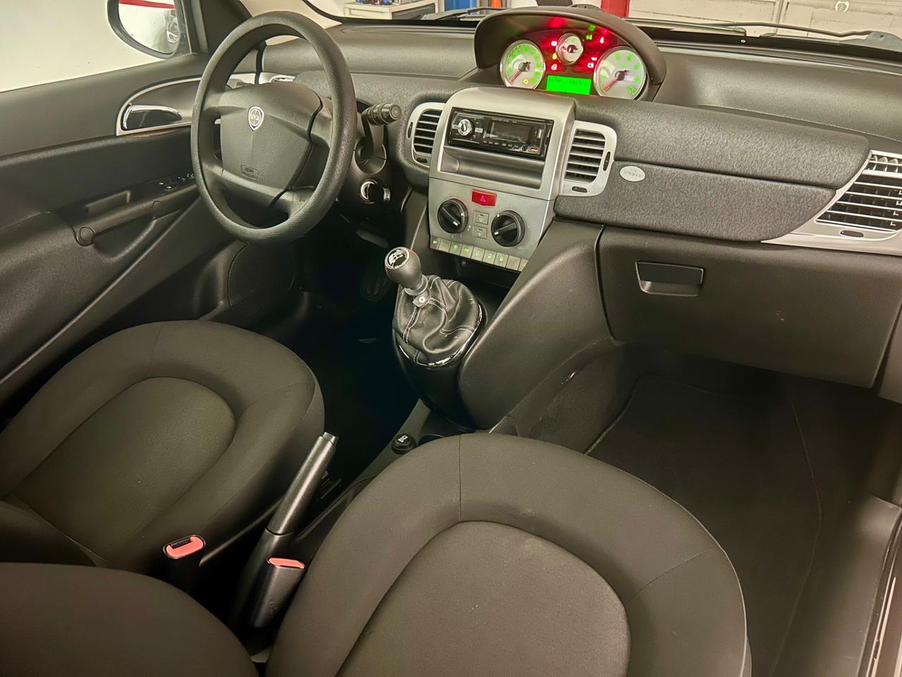 Lancia Ypsilon 1.2 69 CV Elle