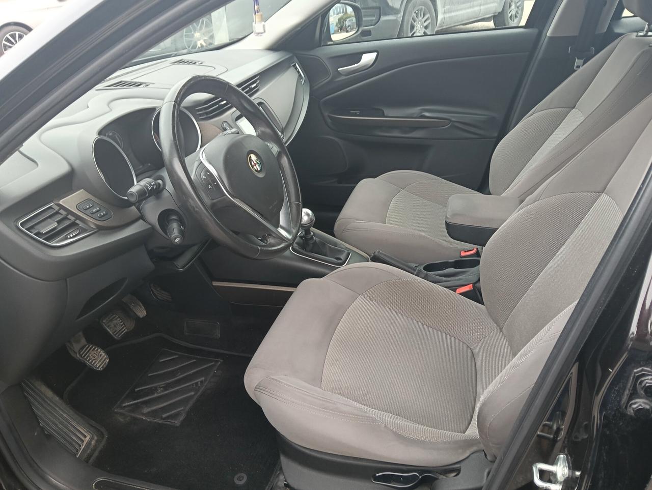 Alfa Romeo Giulietta 1.6 JTDm-2 105 CV Business