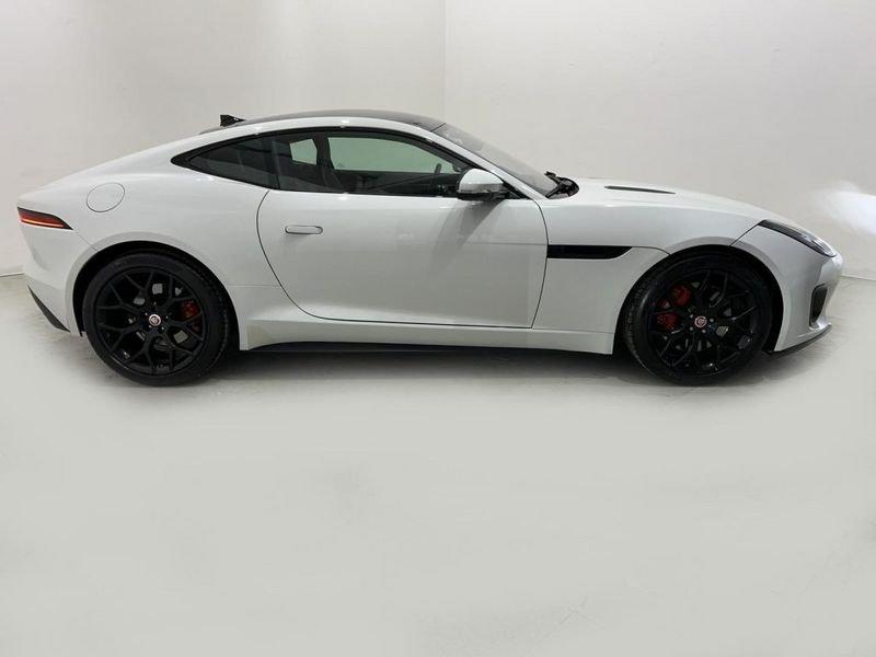 Jaguar F-Type 2.0 aut. Coupé R-Dynamic