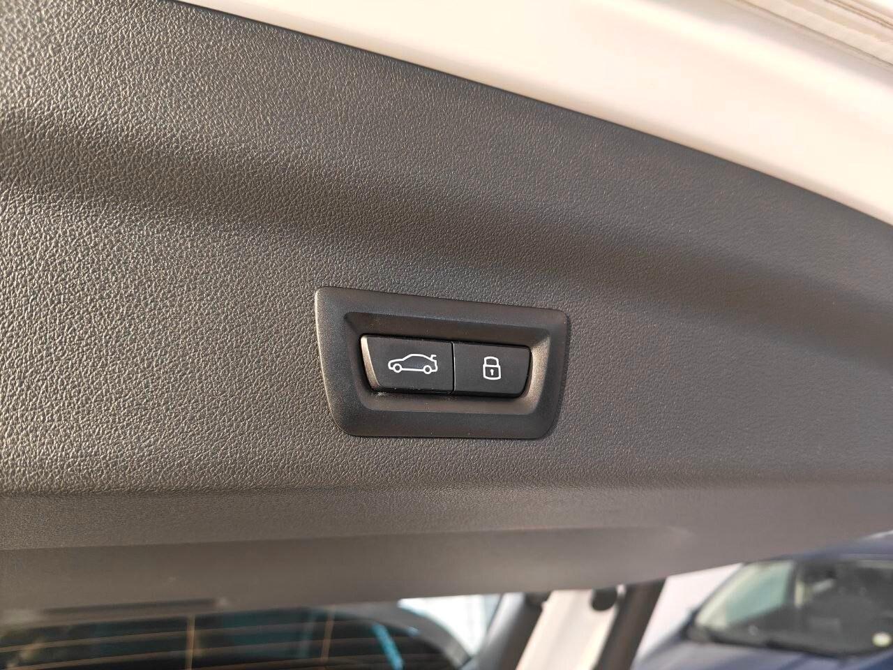 BMW X1 (U11) X1 sDrive 18d