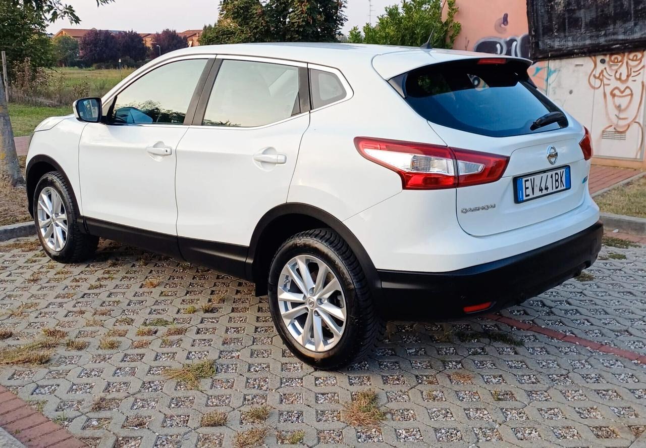 Nissan Qashqai 1.5 dCi Visia ANNO 2014