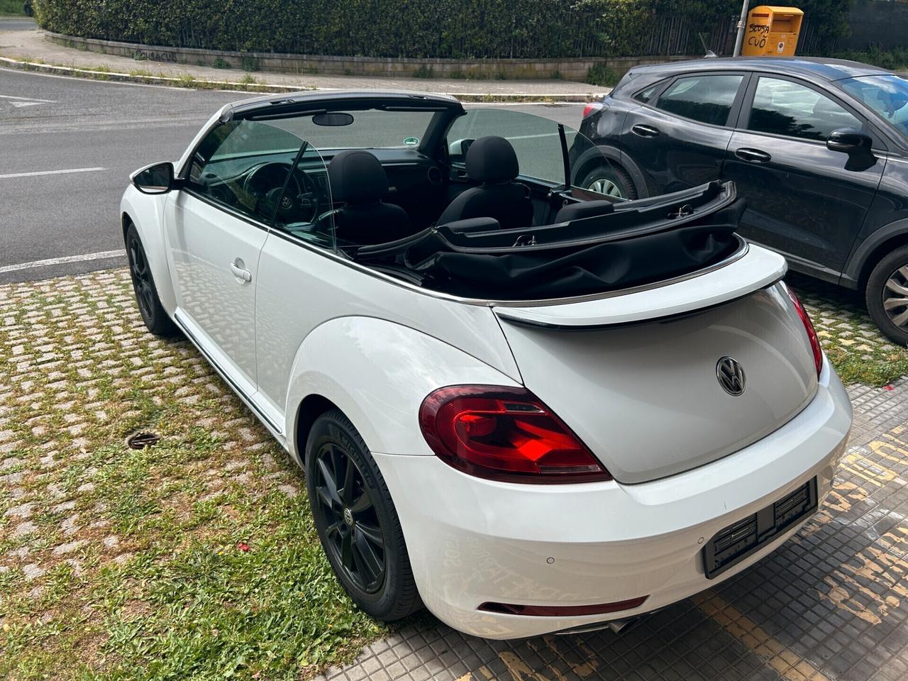 Volkswagen Maggiolino Cabrio /SOUND/Led/Navi/17''/Tagliandi uff