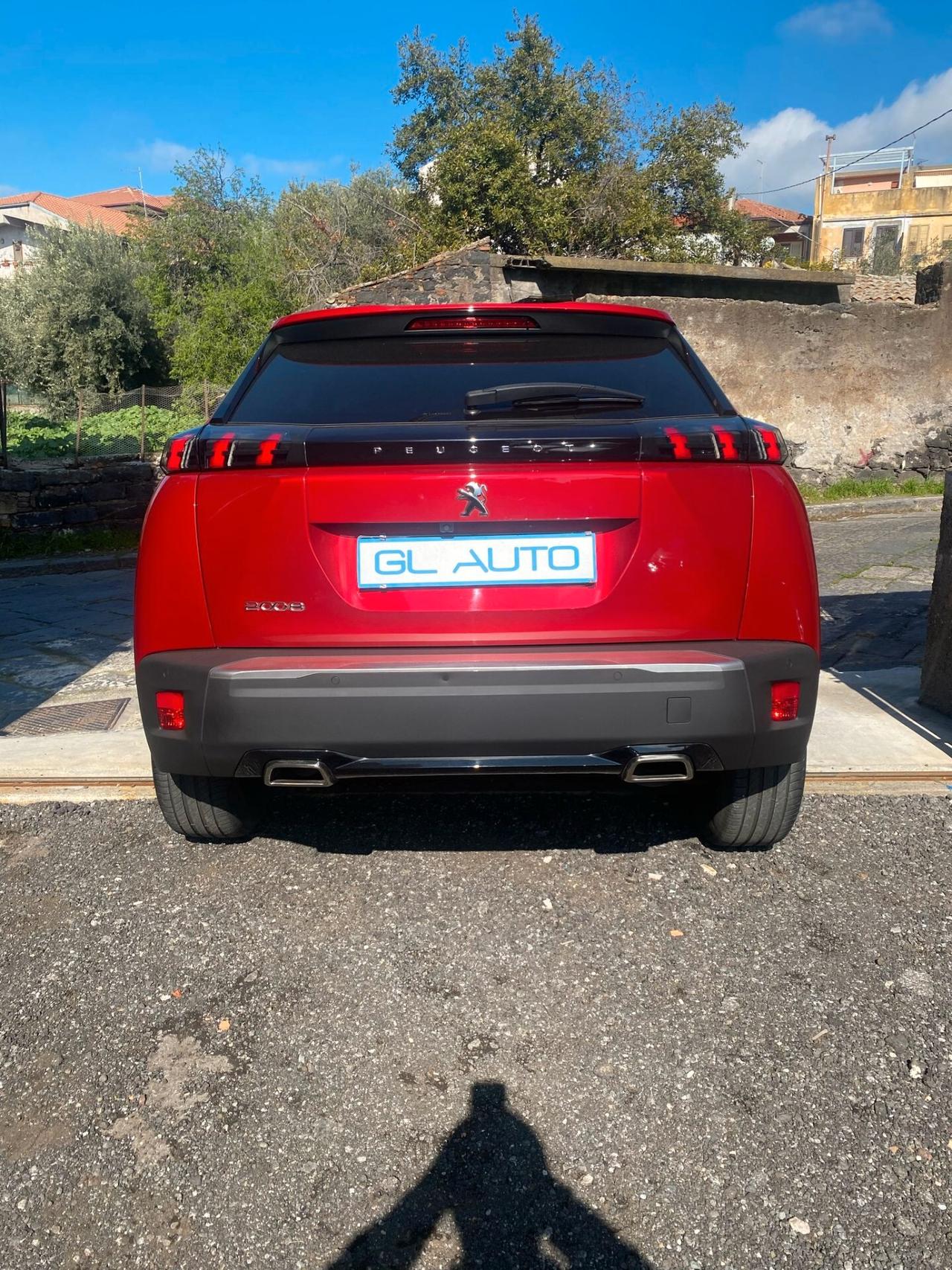 Peugeot 2008 PureTech 130 S&S Allure Navi Pack
