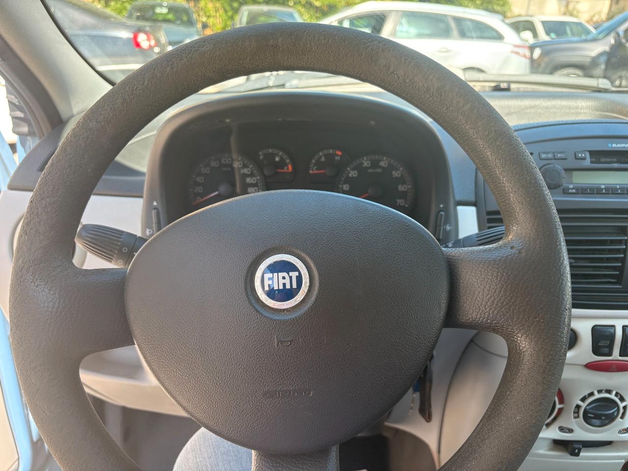 Fiat Punto 1.2i cat 5 porte ELX