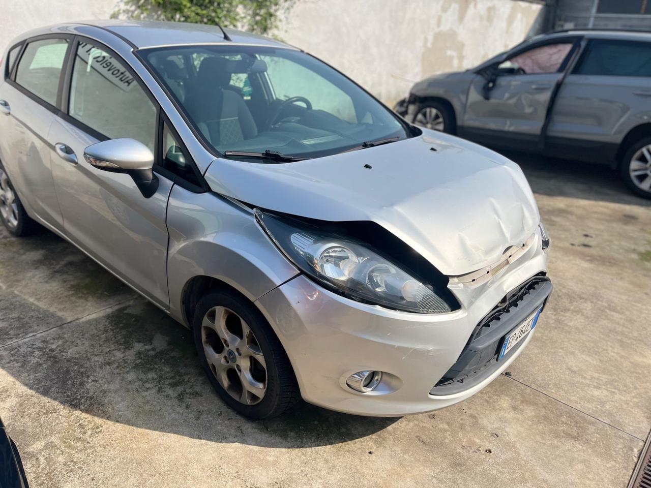 Ford Fiesta 1.4 TDCi 70CV 5 porte Titanium
