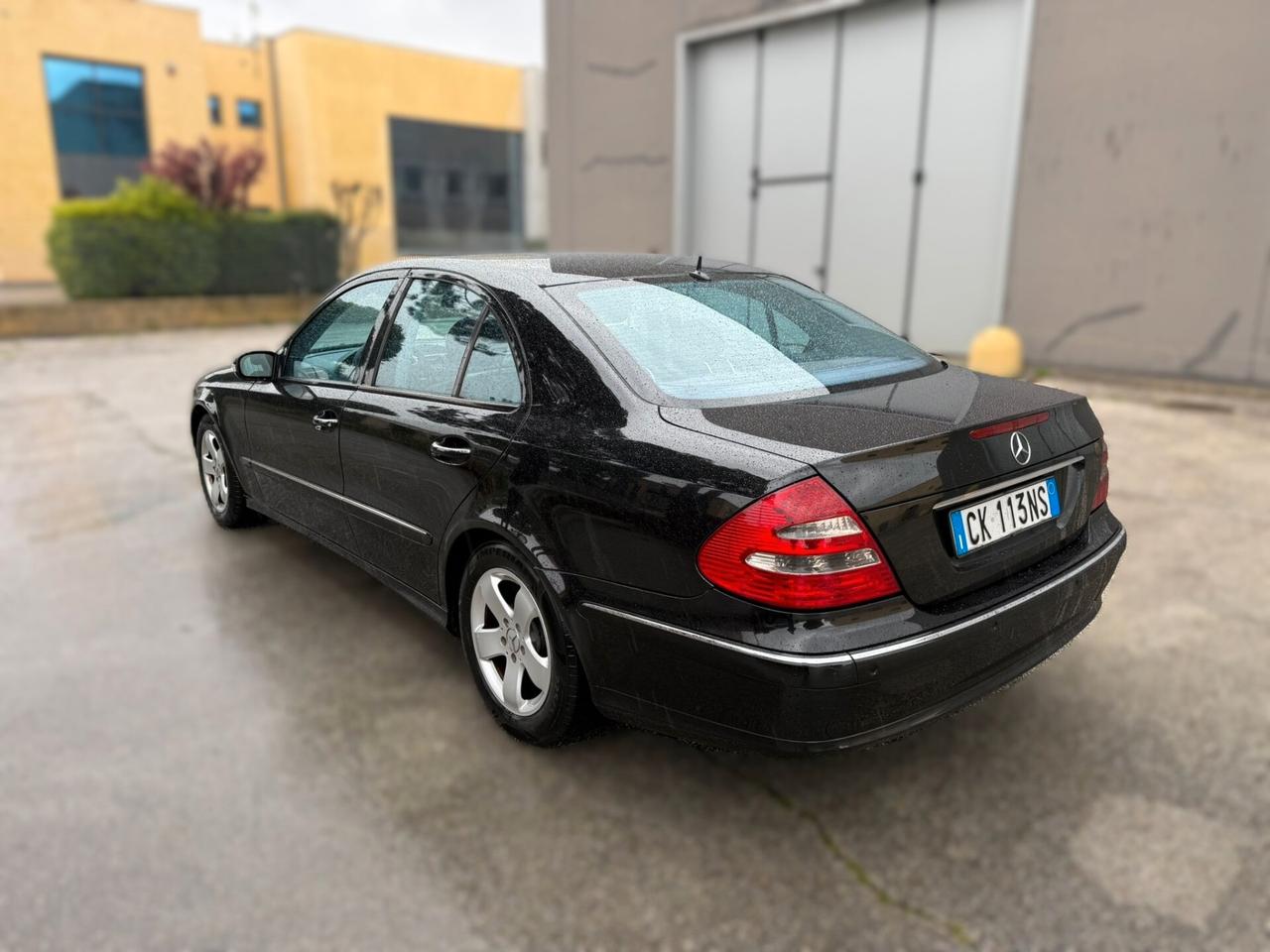 MERCEDES E220 AVANTGARDE 2004 12 MESI DI GARANZIA