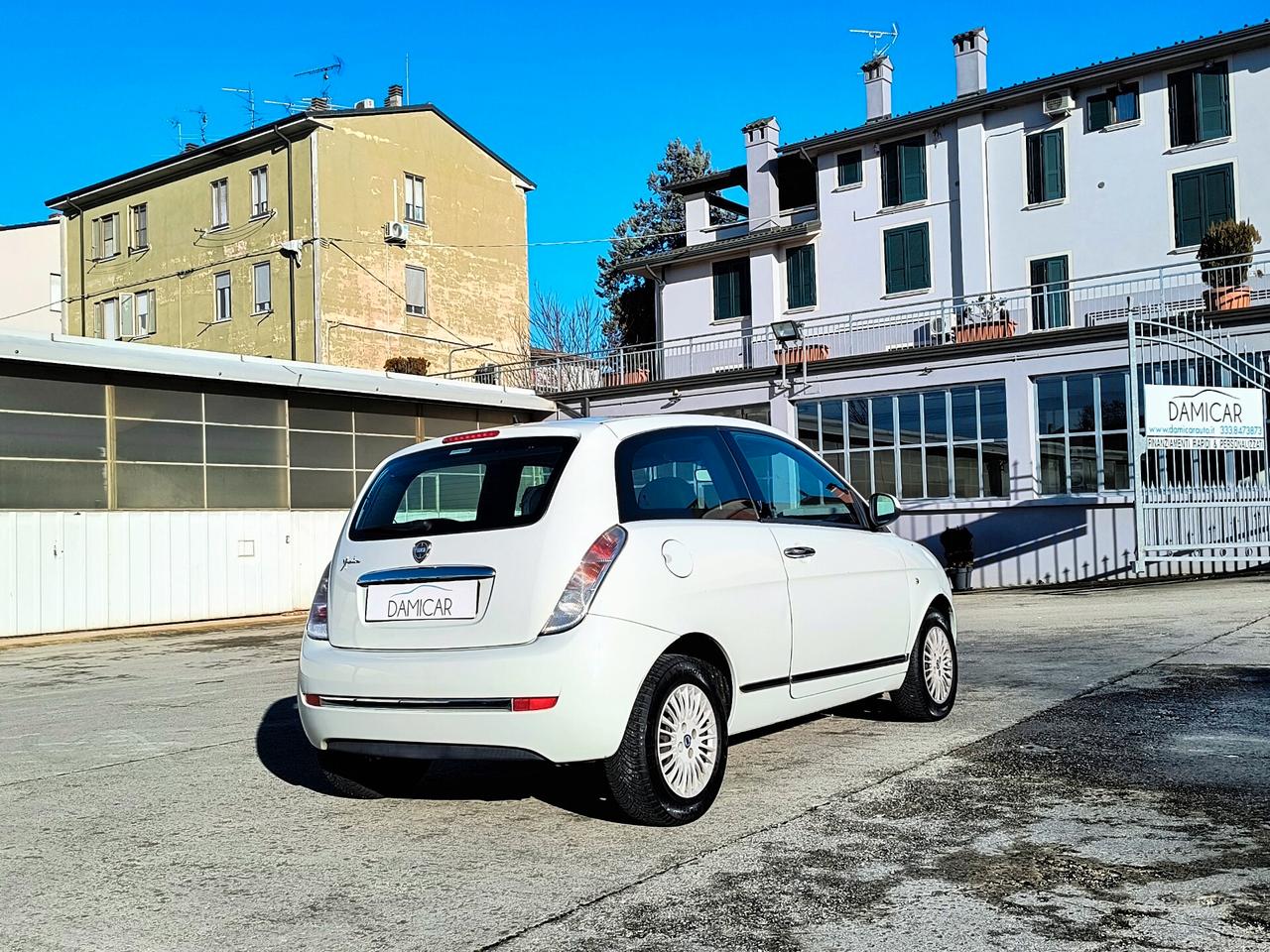 Lancia Ypsilon 1.2 69 CV *Ok Neopatentati*