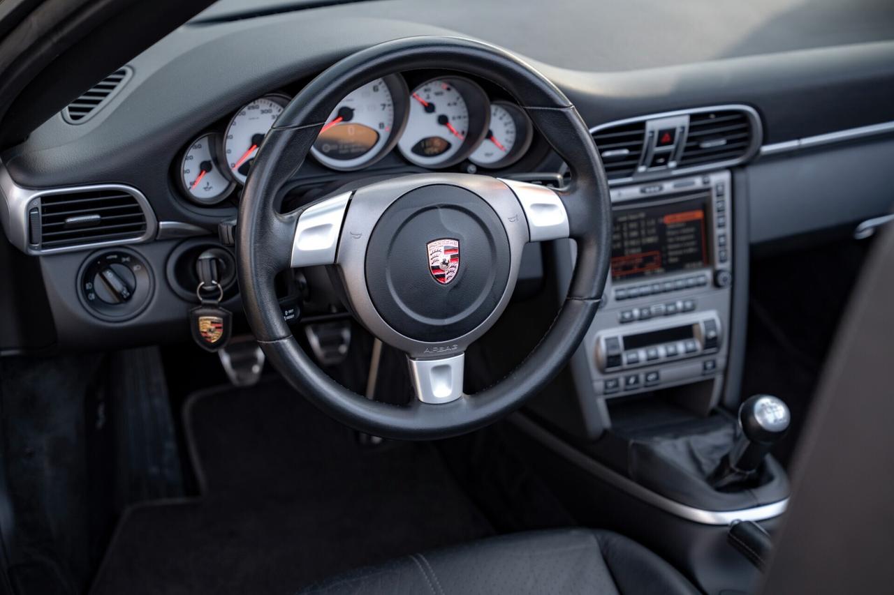 Porsche 911 Carrera S Cabriolet 2006 solo 54.000 KM ASI
