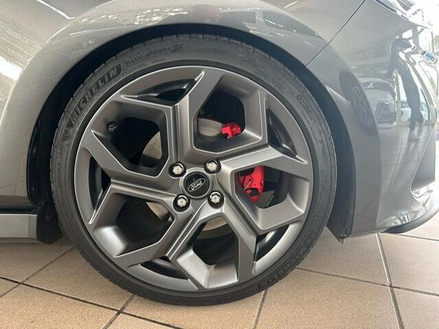 Ford Fiesta 1.5 Ecoboost 200 CV 5 porte ST
