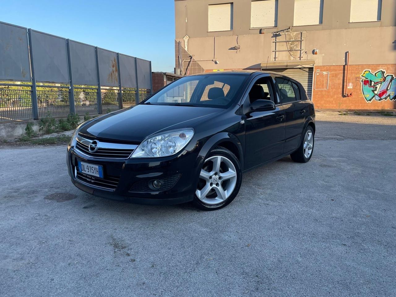 Opel Astra Restyling 1.7 CDTI 110CV ecoFLEX 5 porte Enjoy Full