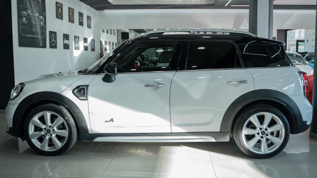 Mini Cooper SD Countryman 2.0 ALL4 19" XENO NAVI FULL OPTIONAL