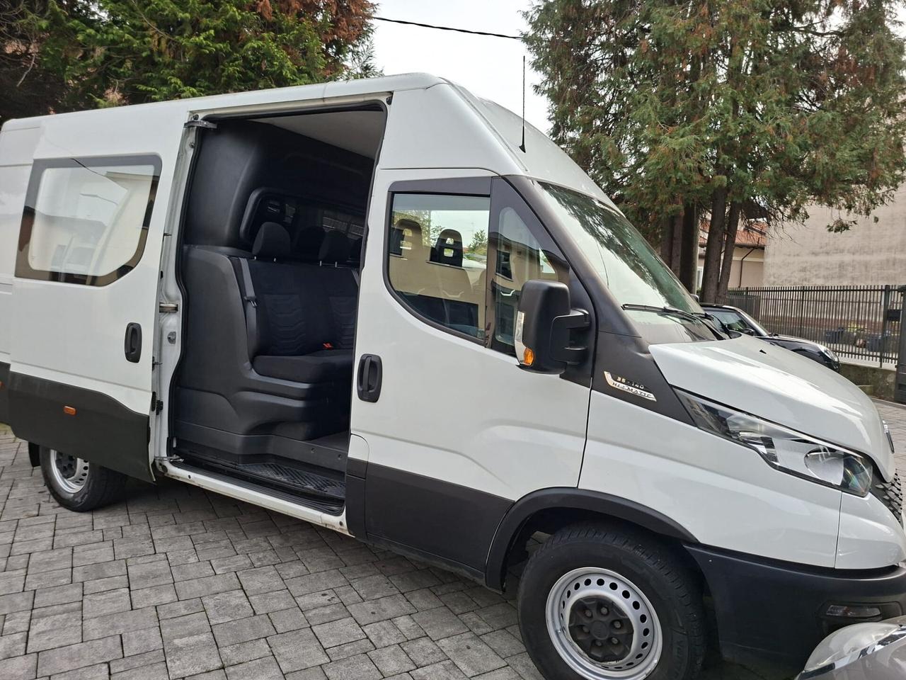 Iveco Daily 35C14 2.3MTJ PM-TA-DC 6posti MIXTO AUTOMATICO