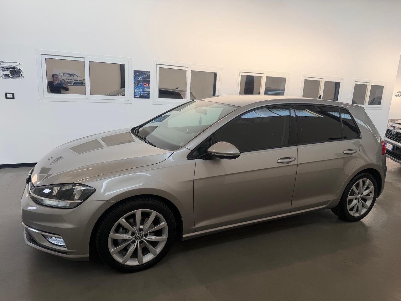 Volkswagen Golf 2.0 TDI DSG 5p. Highline BlueMotion Technology