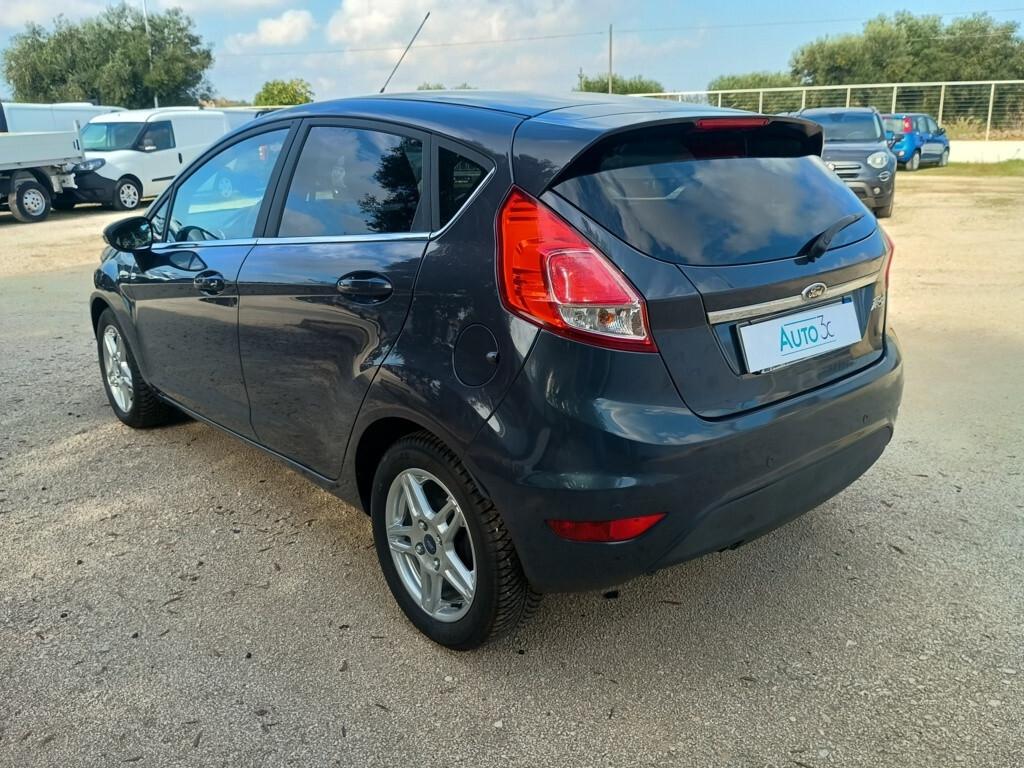 Ford Fiesta 1.4 5p. Bz.- GPL Titanium