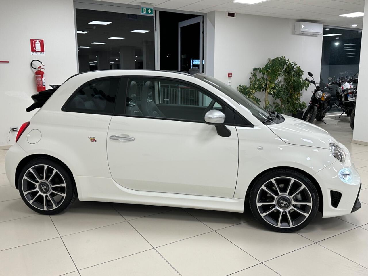 Abarth 595 C 1.4 Turbo T-Jet 165CV Turismo km 2500