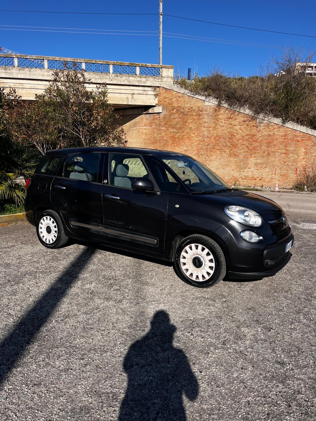 Fiat 500L LIVING 1.6 Multijet 105 CV POP STAR