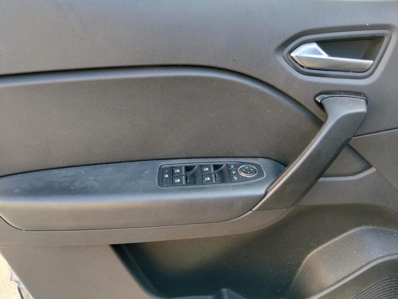 Renault Captur Blue dCi 95cv 2020 SINISTRATA