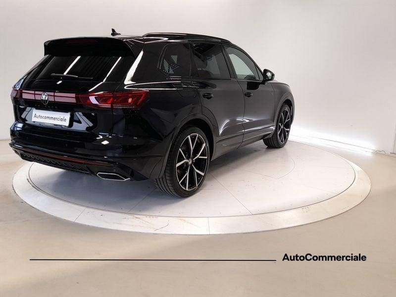 Volkswagen Touareg 3.0 V6 TDI SCR 170kW R-Line Final Edit