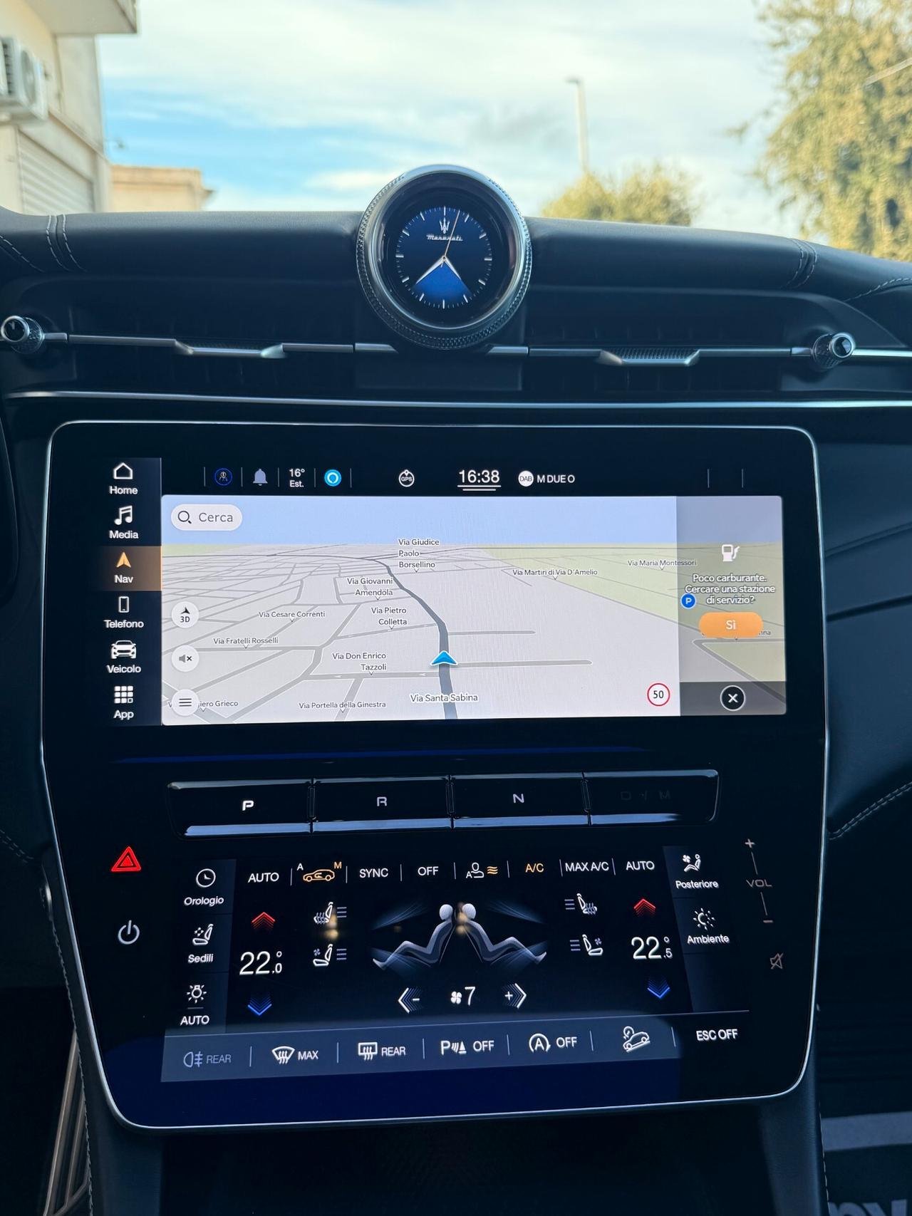 Maserati Grecale MHEV BENZINA/ELETTRICA 330 CV Modena TETTO APRIBILE,TELECAMERA 360,APPLE CARPLAY,NAVI