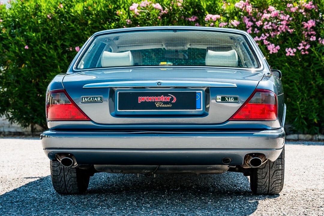 Jaguar XJ XJ6 3.2 cat
