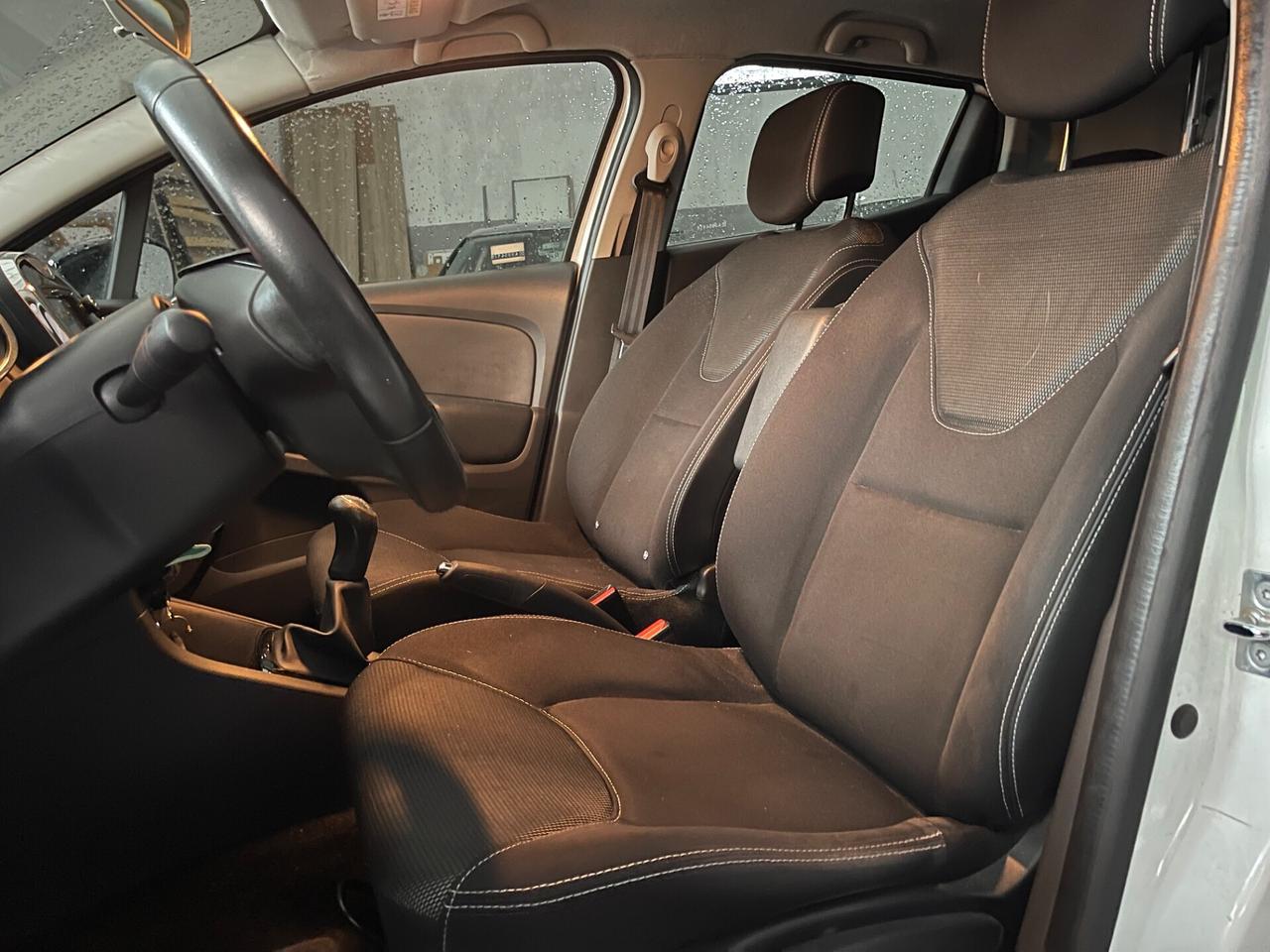 Renault Clio 1.2 75CV 5 porte Wave