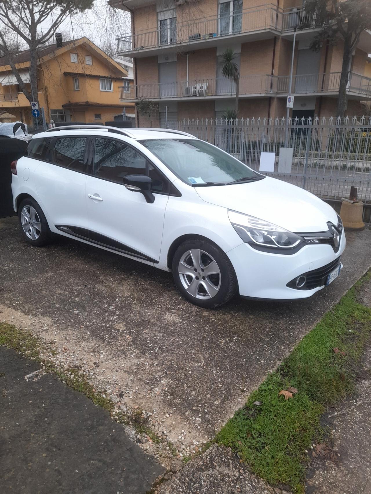 Renault Clio 1.5 dCi 8V 75CV