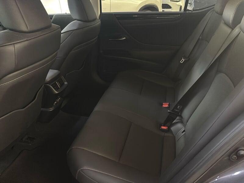 Lexus ES 300h Executive
