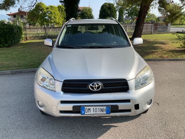 Toyota RAV 4 RAV4 2.2 D-4D 136 CV Sol