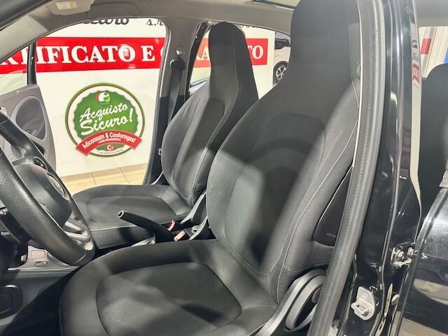 Smart ForFour 70 1.0 twinamic Superpassion