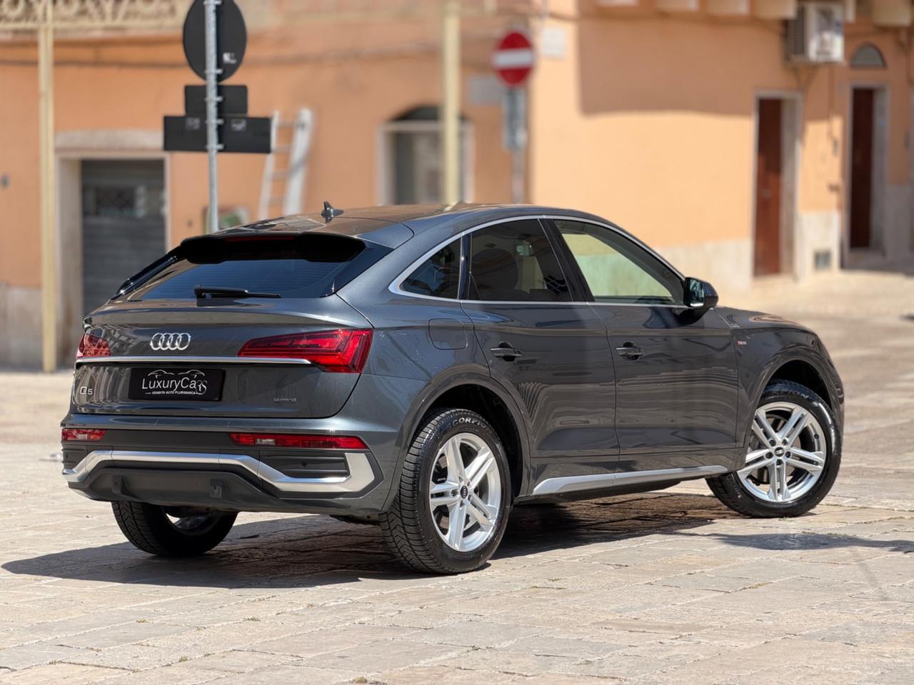 AUDI Q5 SPORTBACK 40 TDI 204 CV QUATTRO S LINE S TRONIC