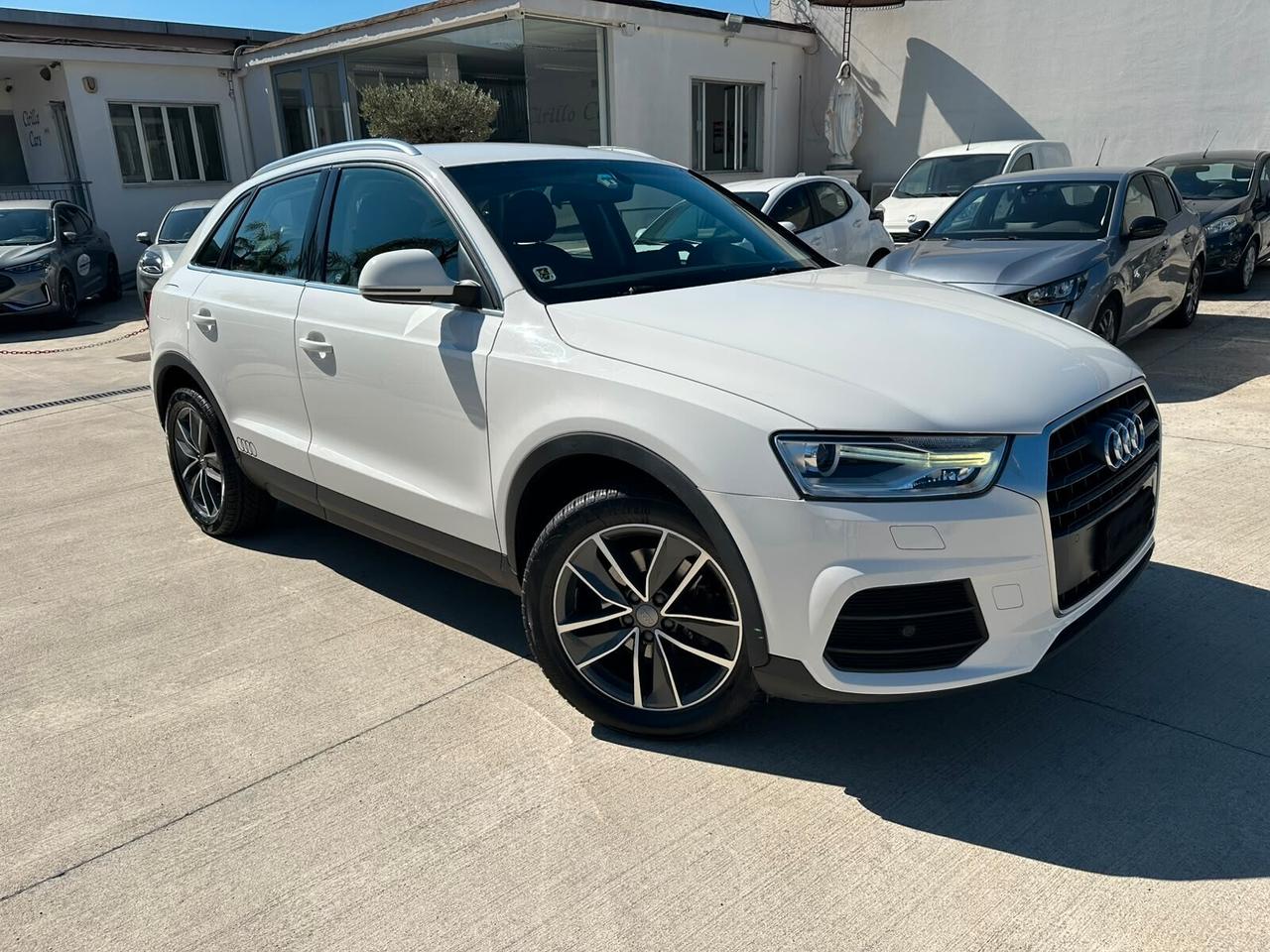 Audi Q3 2.0 TDI 120 CV