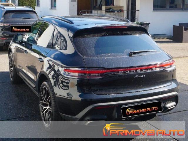 PORSCHE Macan 2.0