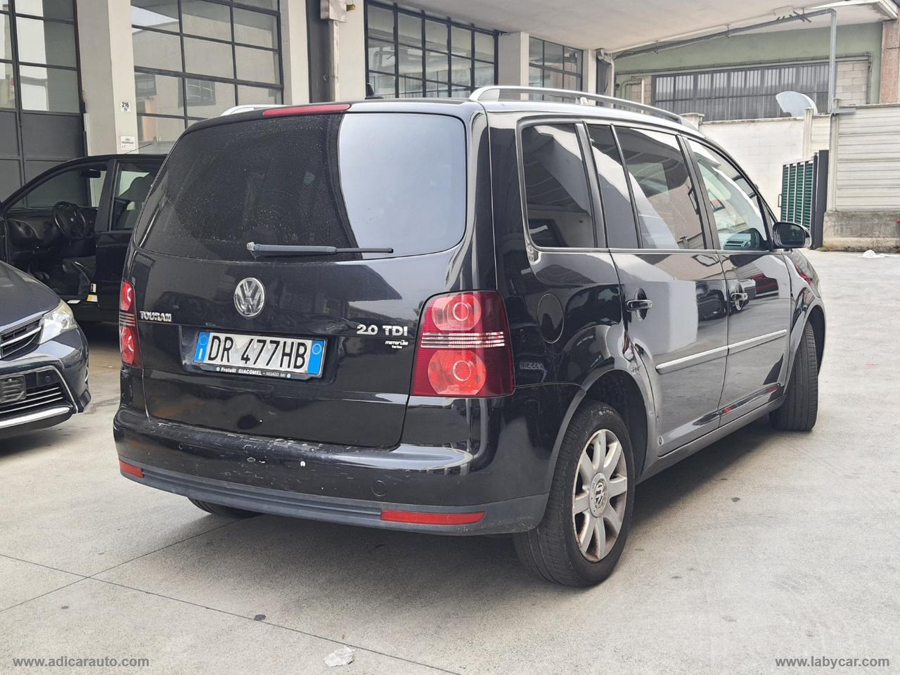VOLKSWAGEN Touran 2.0 TDI DPF 7 POSTI