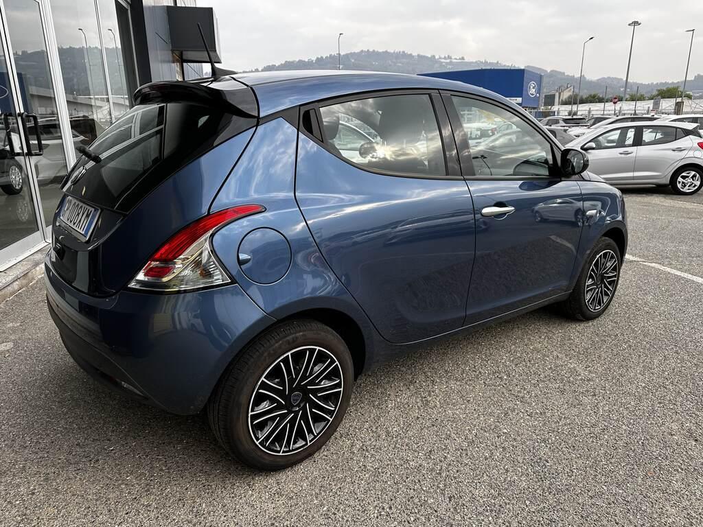 Lancia Ypsilon 5 Porte 1.2 Ecochic Gold