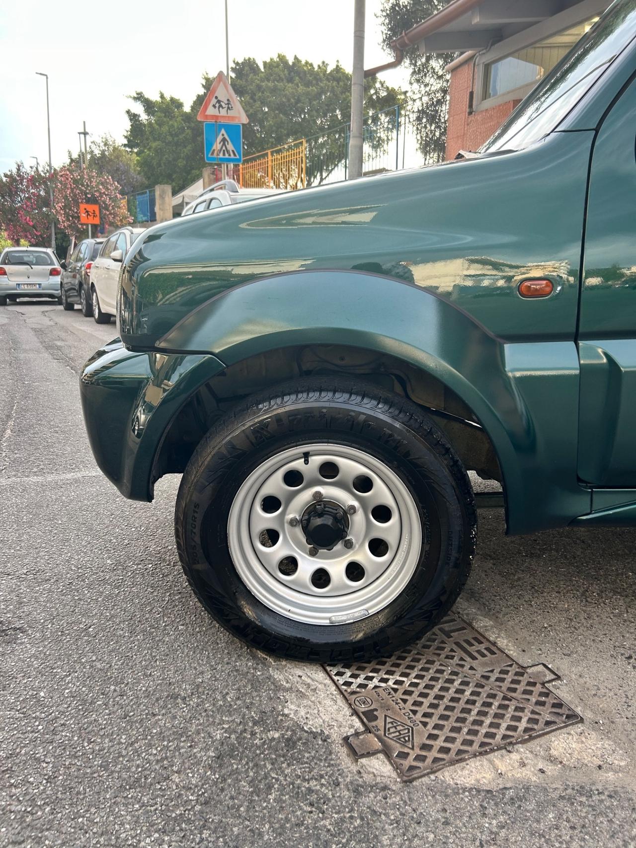 Suzuki Jimny 1.3i 16V cat 4WD JLX