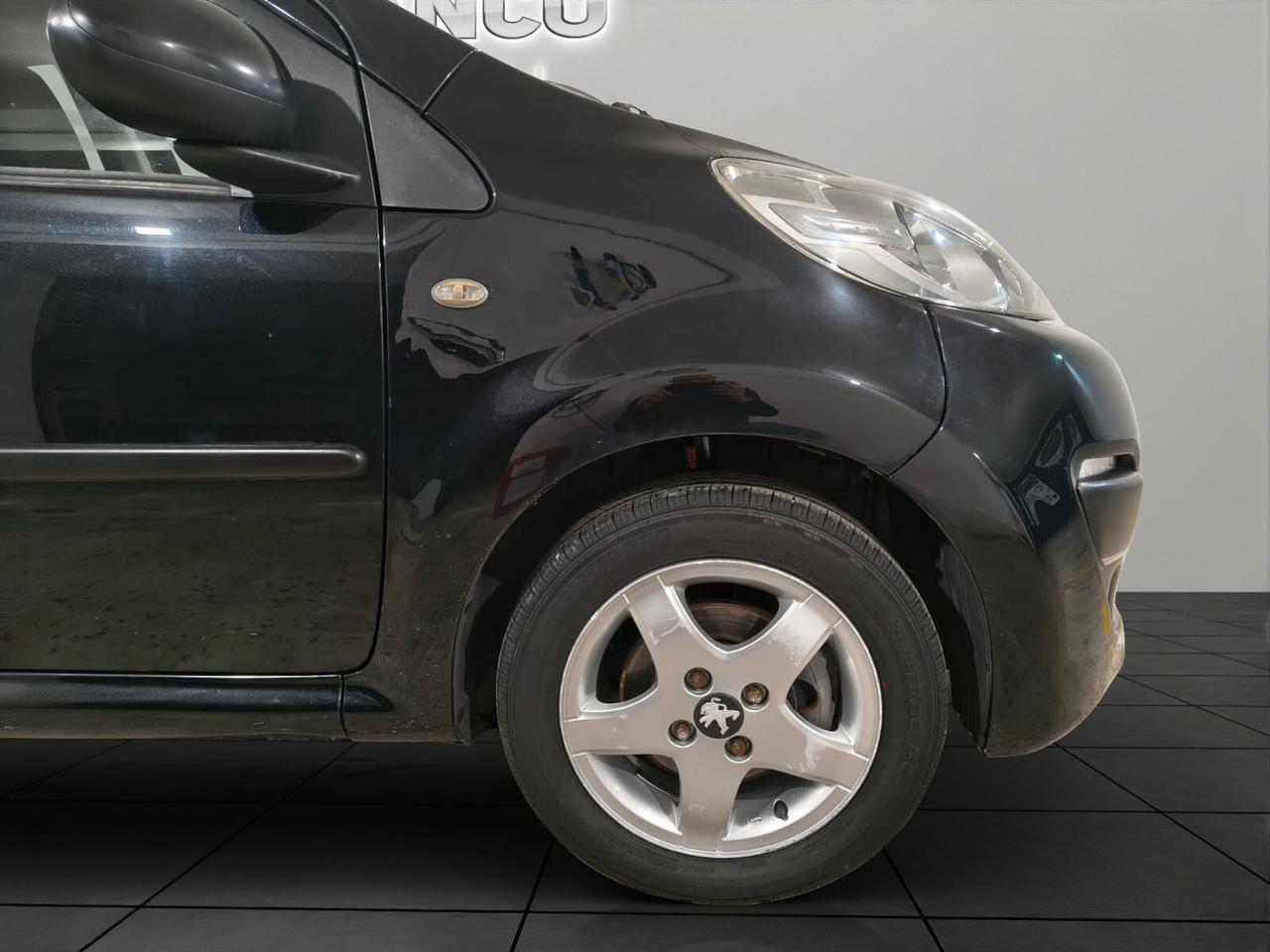 Peugeot 107 1.0 Plaisir