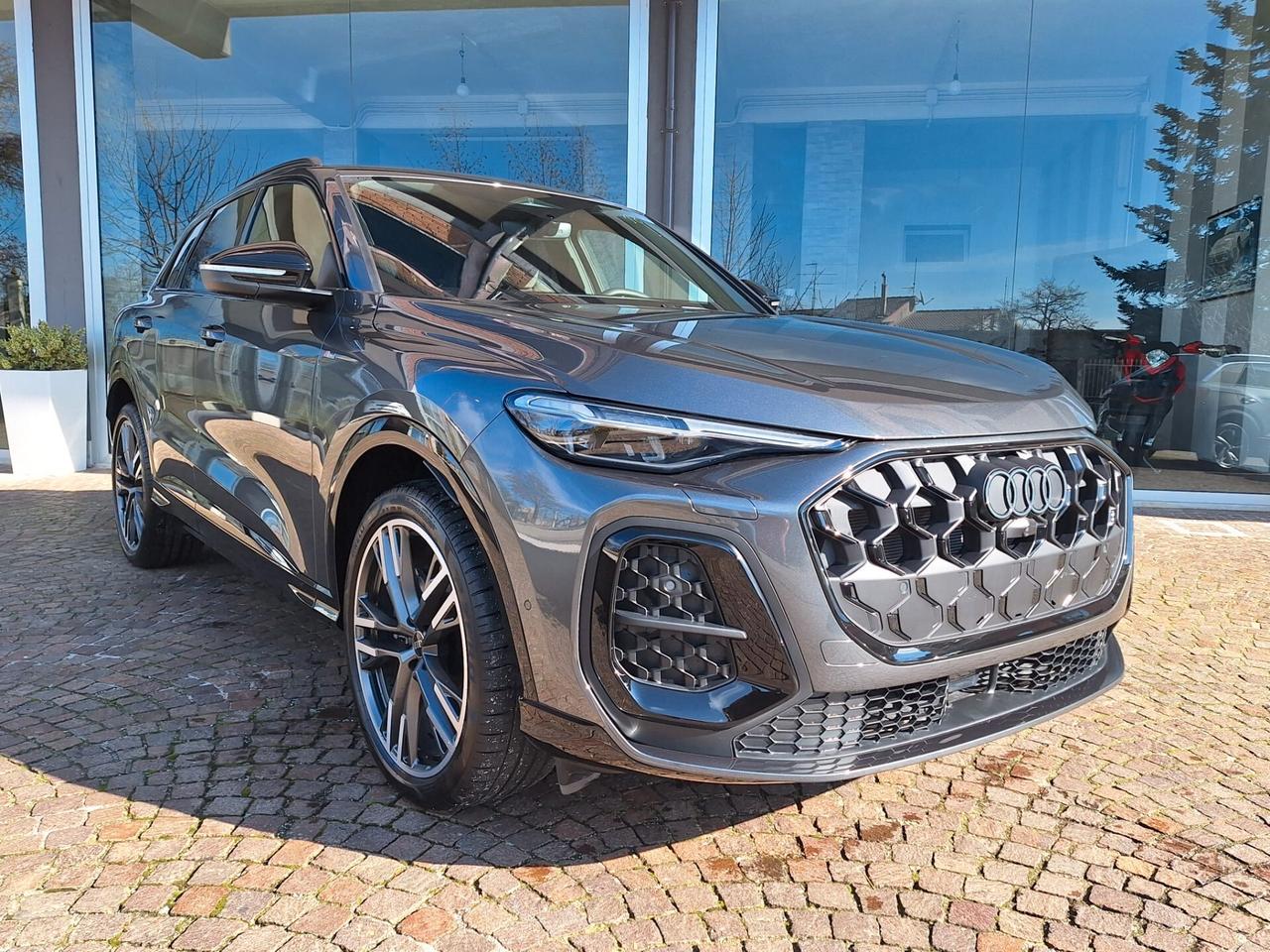 Audi Q5 TDI 150 kW mHEV+ S tronic quattro Launch edition one